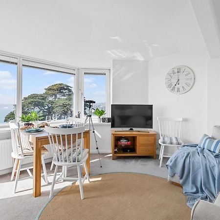 Wellswood Apartment - Sunny Apartment With Stunning Sea Views And Private Balcony Torquay Exterior foto
